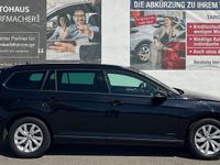 Gebraucht VW Passat 125 PS (91 kW) 2018 Metallic Kombi