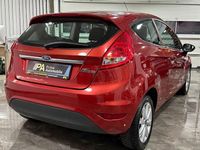 Gebraucht Ford Fiesta Ghia 120 PS (88 kW) 2009 Rot Kleinwagen