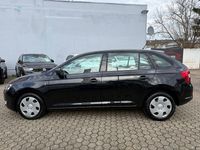 Gebraucht Skoda Rapid Active 86 PS (63 kW) 2013 Schwarz Kleinwagen