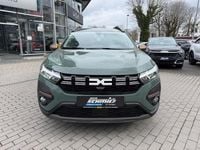 Gebraucht Dacia Jogger 141 PS (103 kW) 2024 Grün Van / Kleinbus