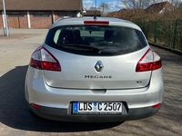 Gebraucht Renault Mégane 131 PS (96 kW) 2011 Silber Limousine