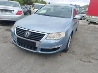 Usata VW Passat 140 CV (102 kW) 2005 Blu Berlina