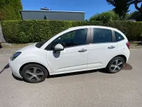 Gebraucht Citroën C3 PureTech 68 PS (50 kW) 2016 Weiß Kleinwagen