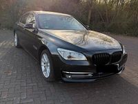 Gebraucht BMW 730 258 PS (189 kW) 2012 Schwarz Limousine