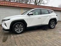 Gebraucht Hyundai Tucson Select 136 PS (100 kW) 2022 Weiß SUV