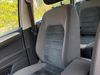 Second-hand VW Golf VII 125 CP (91 kW) 2016 Argintiu Break