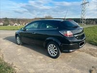 Gebraucht Opel Astra GTC 90 PS (66 kW) 2009 Schwarz Kleinwagen