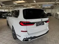 Gebraucht BMW X7 M Sport 352 PS (258 kW) 2025 Weiss SUV