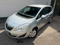 Gebraucht Opel Meriva Design Edition 120 PS (88 kW) 2011 Silber Van / Kleinbus