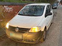 Gebraucht VW Fox 75 PS (55 kW) 2008 Weiß Kleinwagen