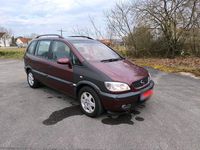 Gebraucht Opel Zafira 125 PS (91 kW) 2002 Rot Van / Kleinbus