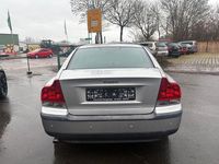 Gebraucht Volvo S60 179 PS (131 kW) 2002 Silber Limousine