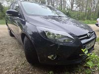 gebraucht Ford Focus Turnier 1.6 EcoBoost Start-Stopp-System Titanium