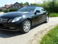 Gebraucht Mercedes E200 184 PS (135 kW) 2010 Schwarz Cabrio