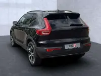 Gebraucht Volvo XC40 Plus 197 PS (144 kW) 2024 Onyx black (metallic) SUV
