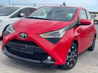 Gebraucht Toyota Aygo 72 PS (52 kW) 2019 Rot Kleinwagen