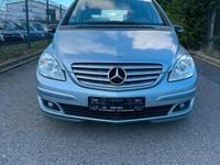 Gebraucht Mercedes B170 116 PS (85 kW) 2005 Blau Van / Kleinbus