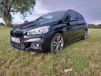 gebraucht BMW 218 Active Tourer d M Sportpaket Automatik