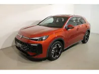 Neu VW T-Roc R-line 150 PS (110 kW) 2026 Rot SUV