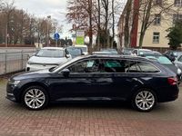 Gebraucht Skoda Superb Style 218 PS (160 kW) 2021 Blau Kombi