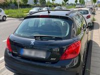 gebraucht Peugeot 207 "Urban Move" mit Klima & Schiebedach