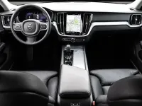 Gebraucht Volvo V60 Core 163 PS (119 kW) 2024 Grau Kombi
