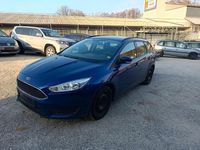 Gebraucht Ford Focus Trend 120 PS (88 kW) 2016 Blau Kombi