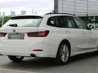 Neu BMW 320 184 PS (135 kW) 2026 Alpin weiß Kombi