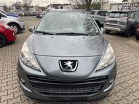 Gebraucht Peugeot 207 Tendance 95 PS (69 kW) 2011 Grau Limousine