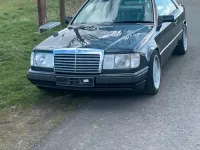 Gebraucht Mercedes E320 220 PS (161 kW) 1993 Schwarz Coupé