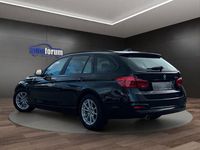 Gebraucht BMW 318 Advantage 136 PS (100 kW) 2018 Schwarz Kombi