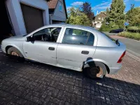 Gebraucht Opel Astra 75 PS (55 kW) 1999 Silber Kleinwagen