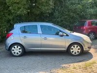 Gebraucht Opel Corsa 80 PS (58 kW) 2008 Silber Kleinwagen