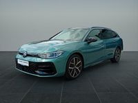 Gebraucht VW Passat R-line 265 PS (194 kW) 2024 Grün Kombi