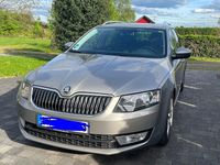 Gebraucht Skoda Octavia 150 PS (110 kW) 2014 Beige Kleinwagen