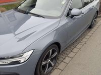 Gebraucht Volvo V90 Momentum 197 PS (144 kW) 2020 Grau Kombi