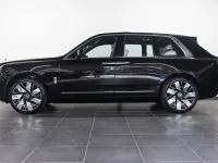 Neu Rolls Royce Cullinan 544 PS (400 kW) 2026 Braun SUV