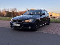 Gebraucht BMW 320 177 PS (130 kW) 2010 Schwarz Kombi