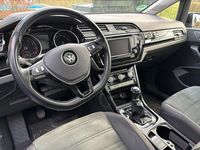 Gebraucht VW Touran Highline 150 PS (110 kW) 2016 Schwarz Van / Kleinbus