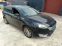 Gebraucht Ford Focus Titanium 125 PS (91 kW) 2017 Schwarz Kombi