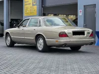 Gebraucht Jaguar X300 Sovereign 241 PS (177 kW) 1995 Silber Limousine