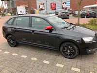 Używany Skoda Rapid 110 KM (80 kW) 2013 Czarny Hatchback
