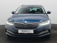 Gebraucht Skoda Superb Style 200 PS (147 kW) 2023 Lavablau metallic Kombi