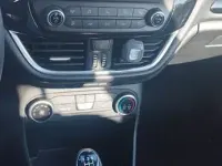 Gebraucht Ford Fiesta Trend 71 PS (52 kW) 2018 Weiß Kleinwagen