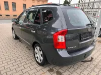 Gebraucht Kia Carens 140 PS (102 kW) 2009 Schwarz Van / Kleinbus