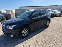 Gebraucht Mitsubishi Outlander Invite 150 PS (110 kW) 2013 Schwarz SUV
