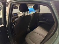 Gebraucht Hyundai i10 Select 67 PS (49 kW) 2022 Mangrove green micalackierung Kleinwagen