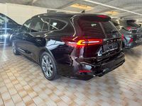Gebraucht Ford Focus ST-Line X 155 PS (114 kW) 2024 Obsidianschwarz metallic Kombi