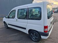 Gebraucht Citroën Berlingo 75 PS (55 kW) 2008 Weiß Van / Kleinbus