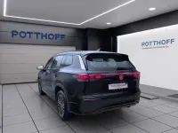 Second-hand VW Tayron Life 150 CP (110 kW) 2025 Negru SUV